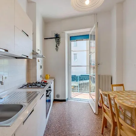 Buonarroti - Arenzanohost Apartment